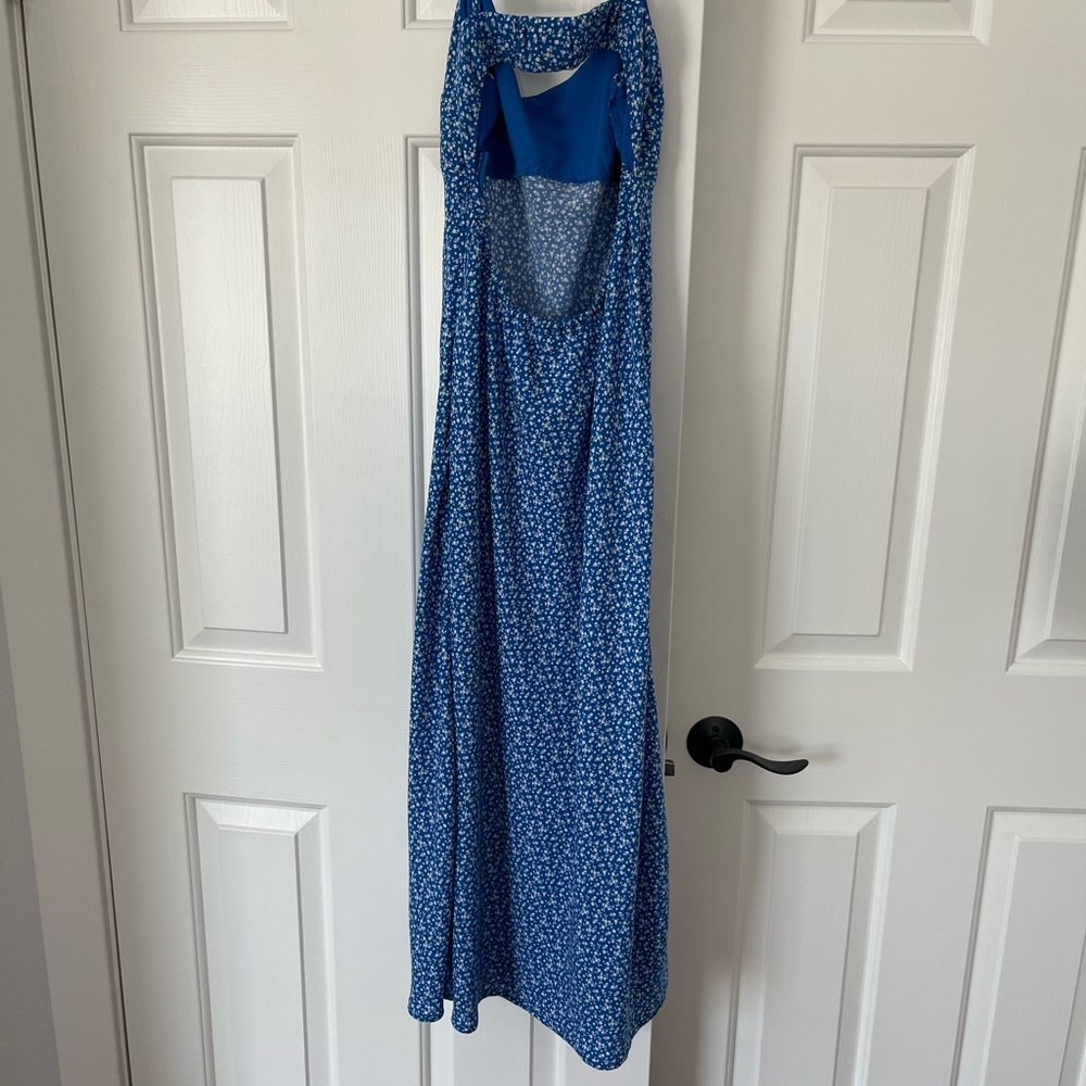 Hollister Blue Floral Midi Dress - Picture 6 of 9